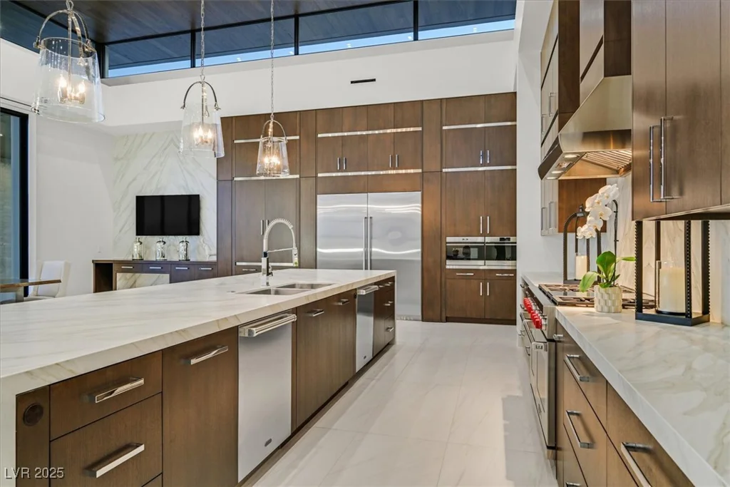 49 Crested Cloud, Las Vegas, NV 89135