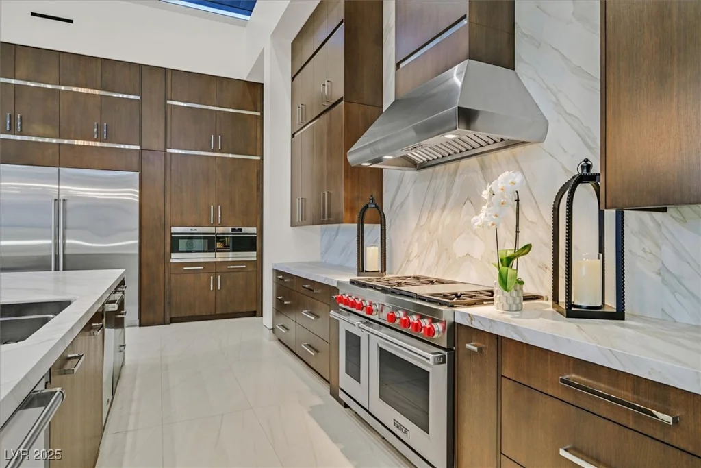 49 Crested Cloud, Las Vegas, NV 89135