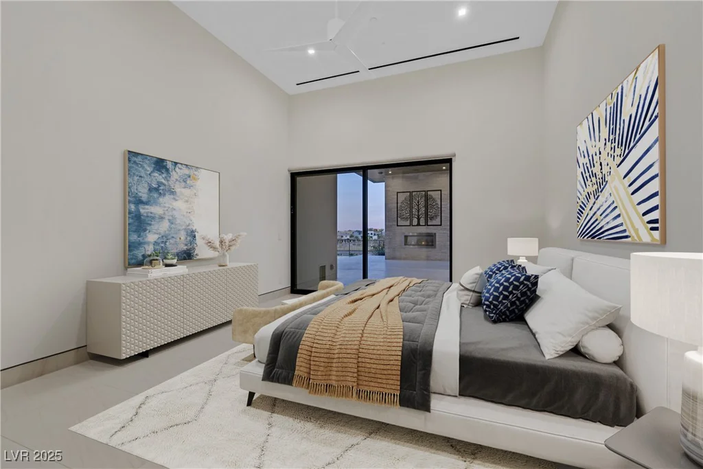 49 Crested Cloud, Las Vegas, NV 89135