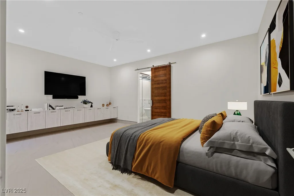 49 Crested Cloud, Las Vegas, NV 89135