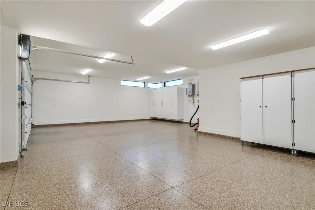 49 Crested Cloud, Las Vegas, NV 89135