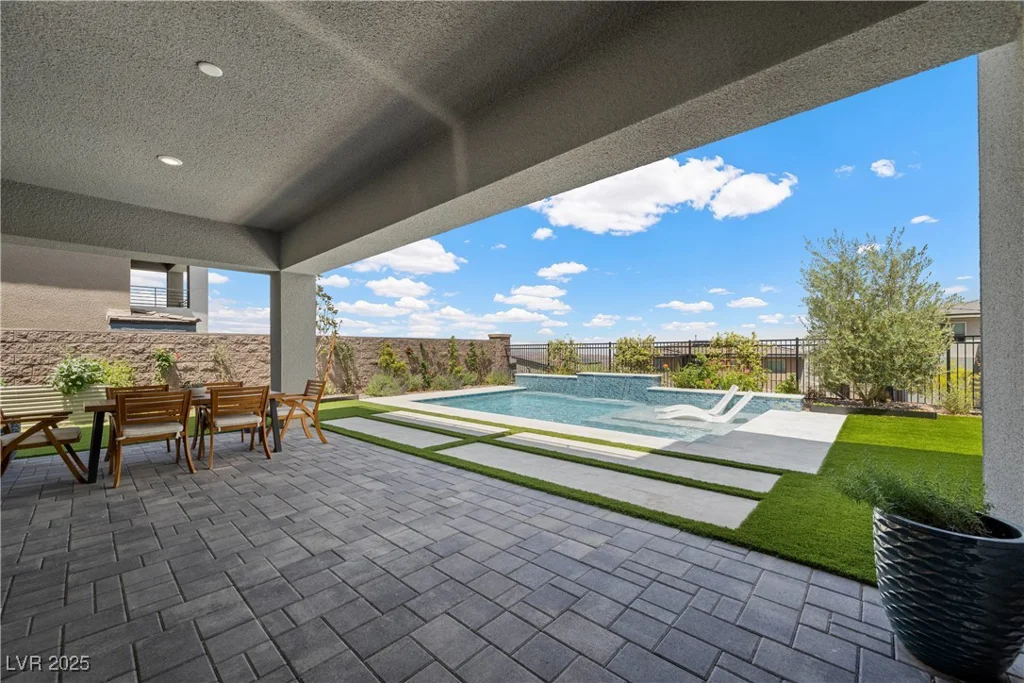 298 Watteau, Henderson, NV 89012