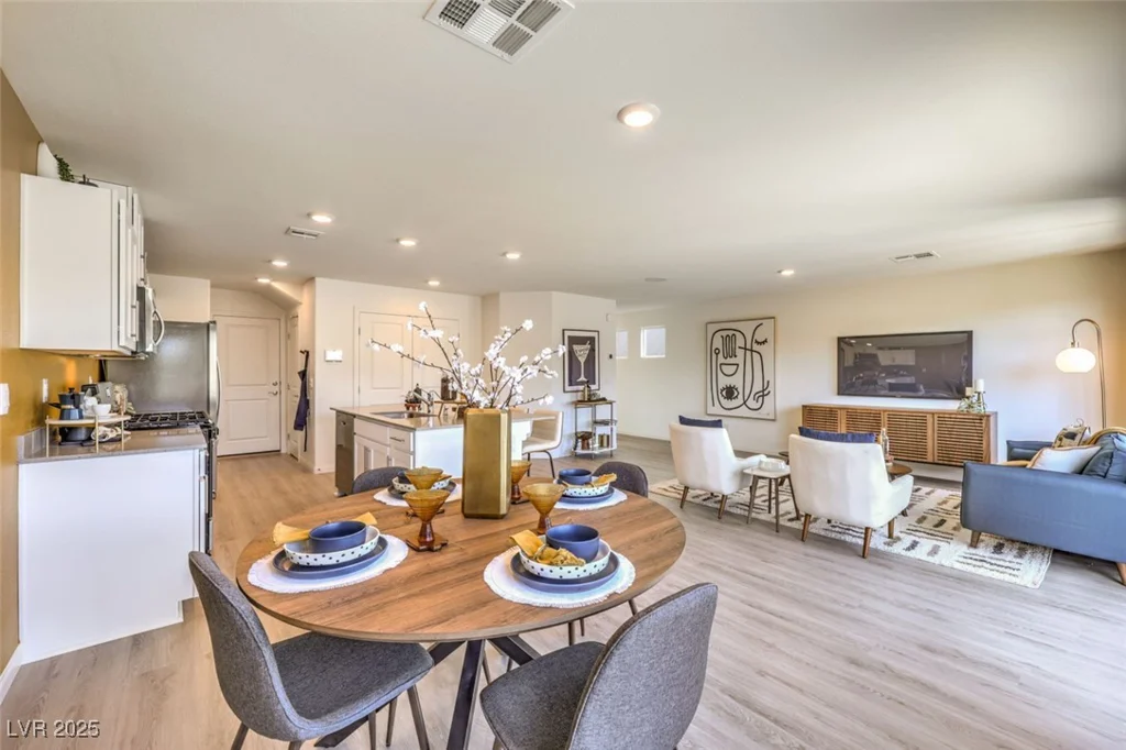 5638 Sunset Sedona, North Las Vegas, NV 89081