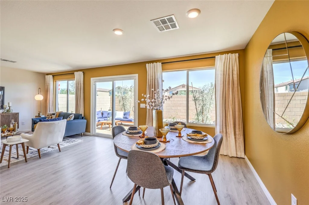 5638 Sunset Sedona, North Las Vegas, NV 89081