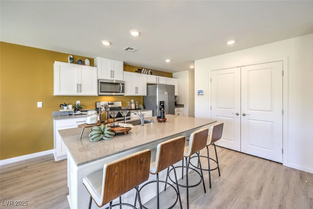 5638 Sunset Sedona, North Las Vegas, NV 89081
