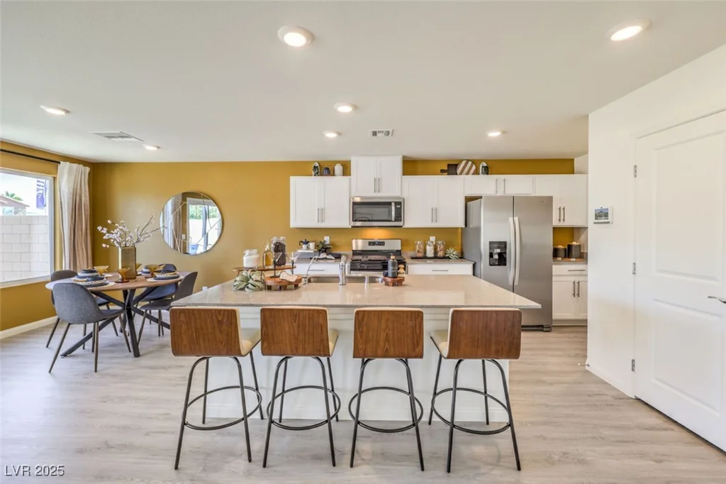 5638 Sunset Sedona, North Las Vegas, NV 89081