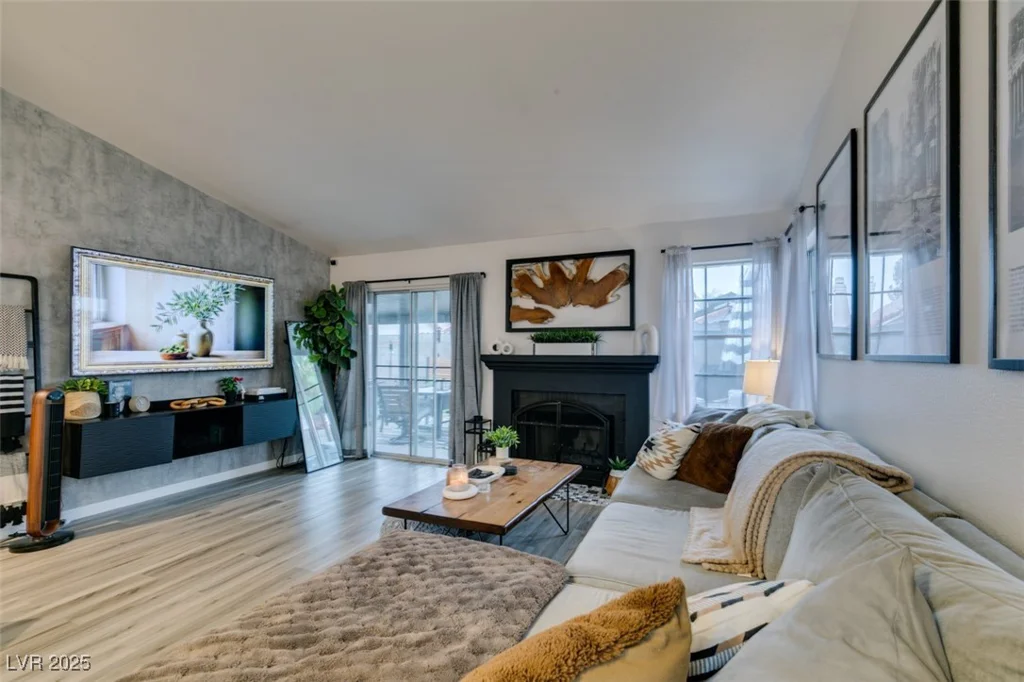 640 Thornewood, Las Vegas, NV 89123