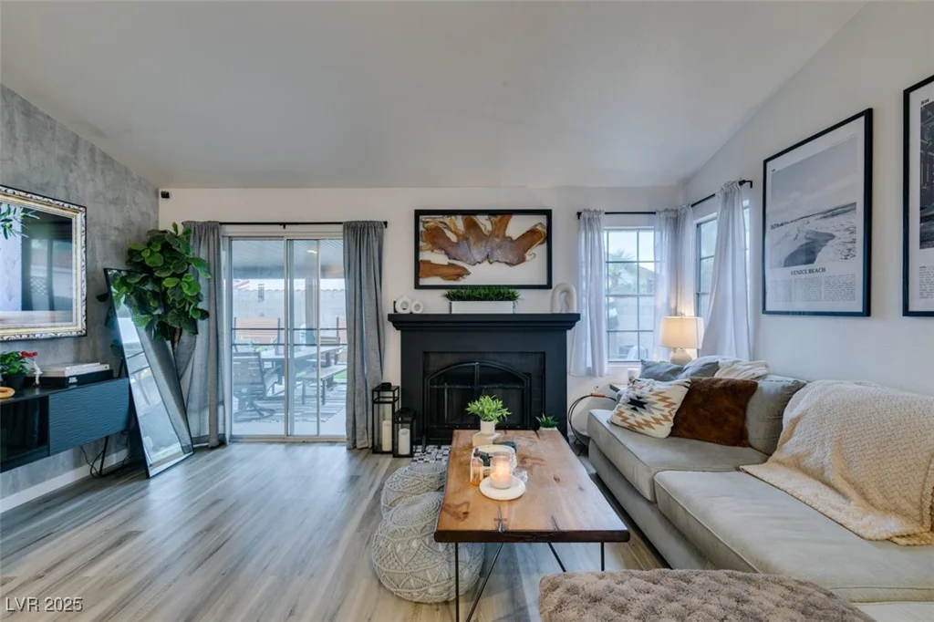 640 Thornewood, Las Vegas, NV 89123