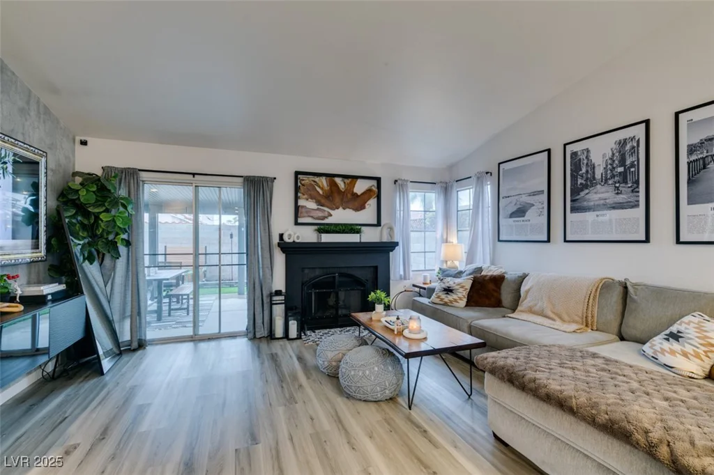 640 Thornewood, Las Vegas, NV 89123