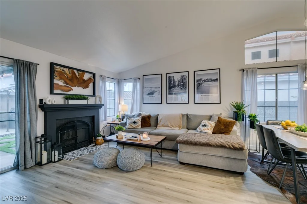 640 Thornewood, Las Vegas, NV 89123