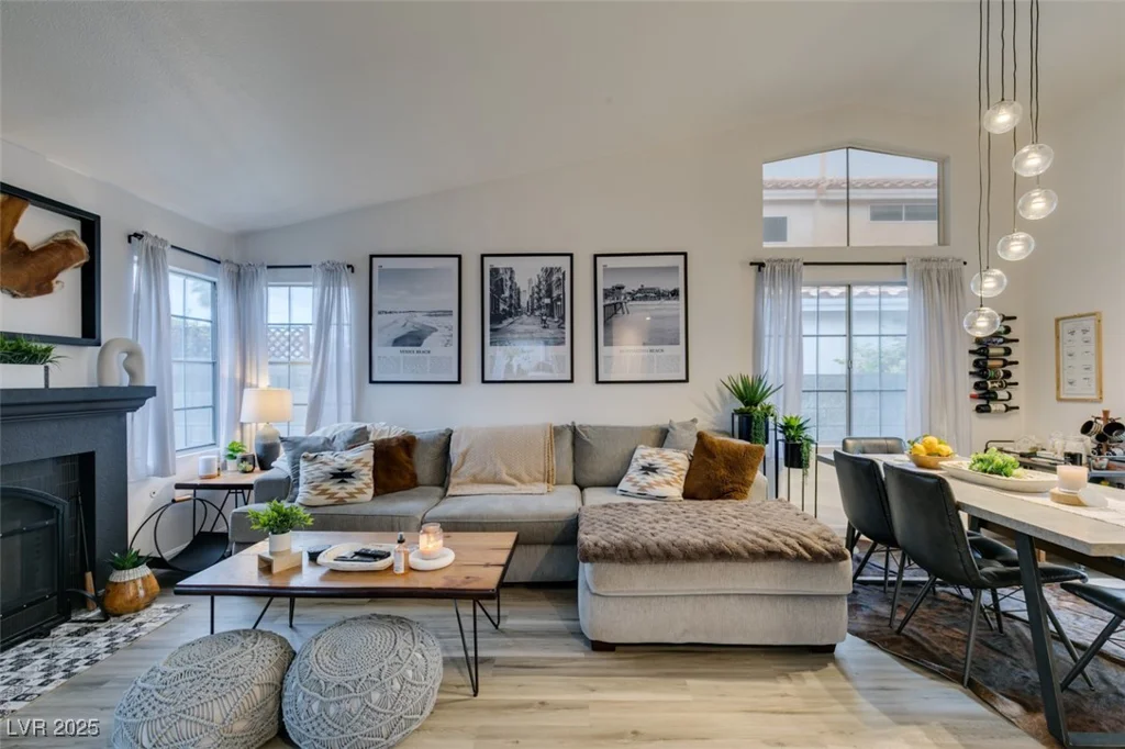 640 Thornewood, Las Vegas, NV 89123