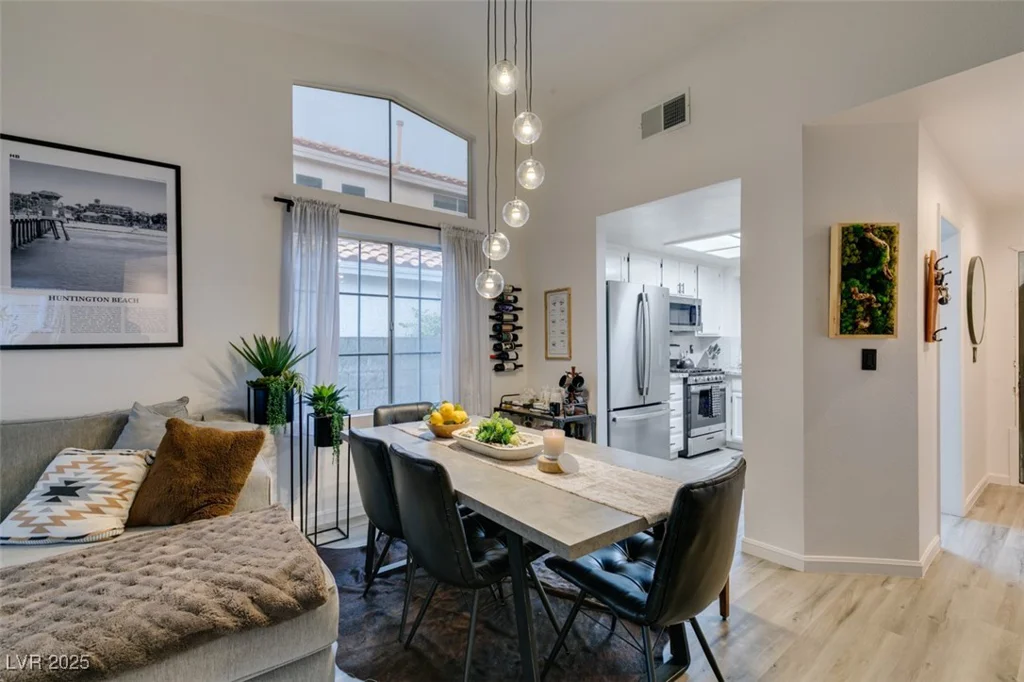 640 Thornewood, Las Vegas, NV 89123