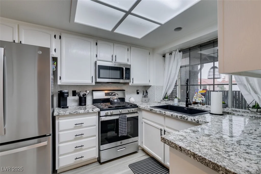 640 Thornewood, Las Vegas, NV 89123