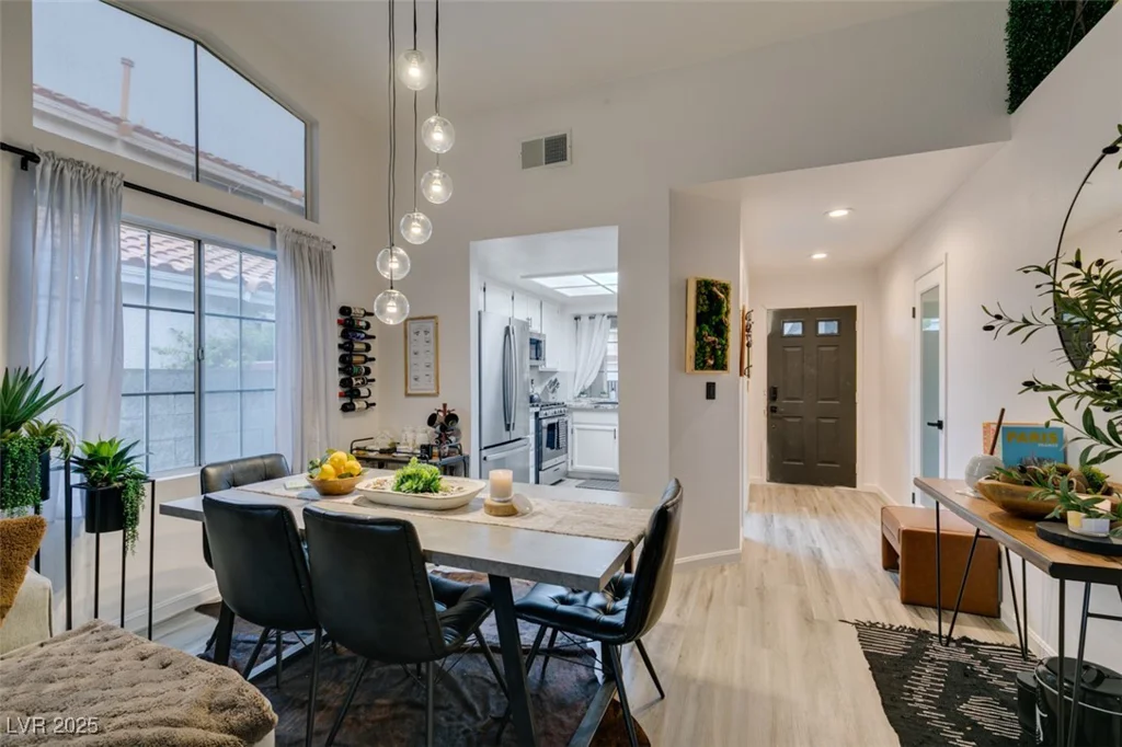 640 Thornewood, Las Vegas, NV 89123