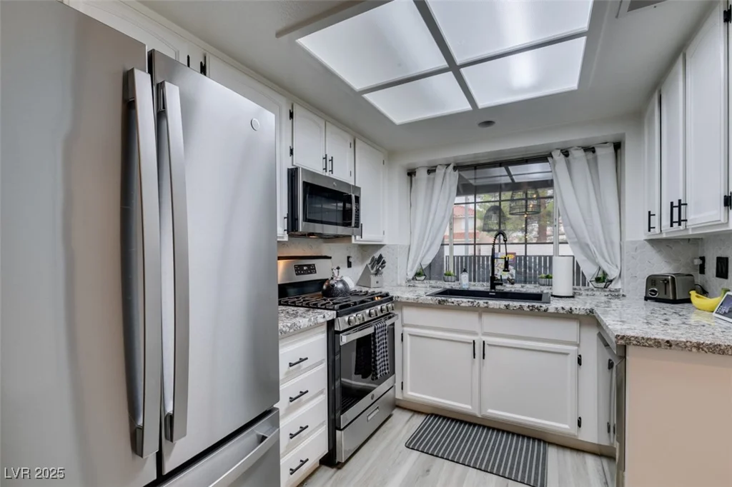 640 Thornewood, Las Vegas, NV 89123