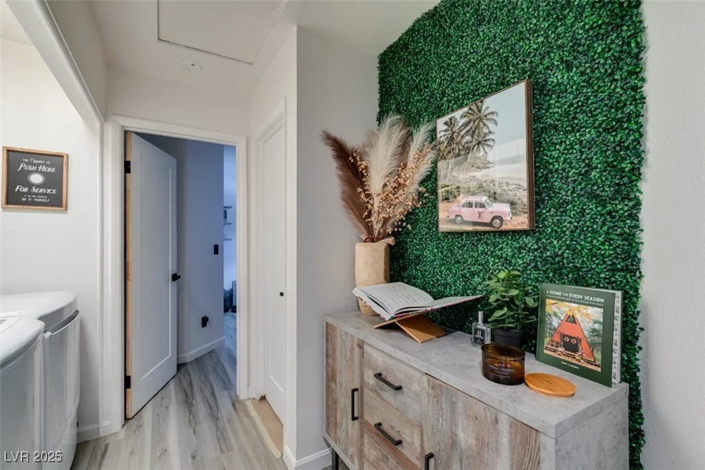 640 Thornewood, Las Vegas, NV 89123