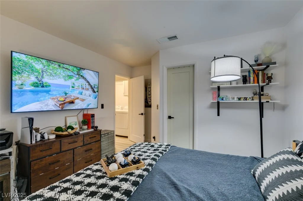 640 Thornewood, Las Vegas, NV 89123
