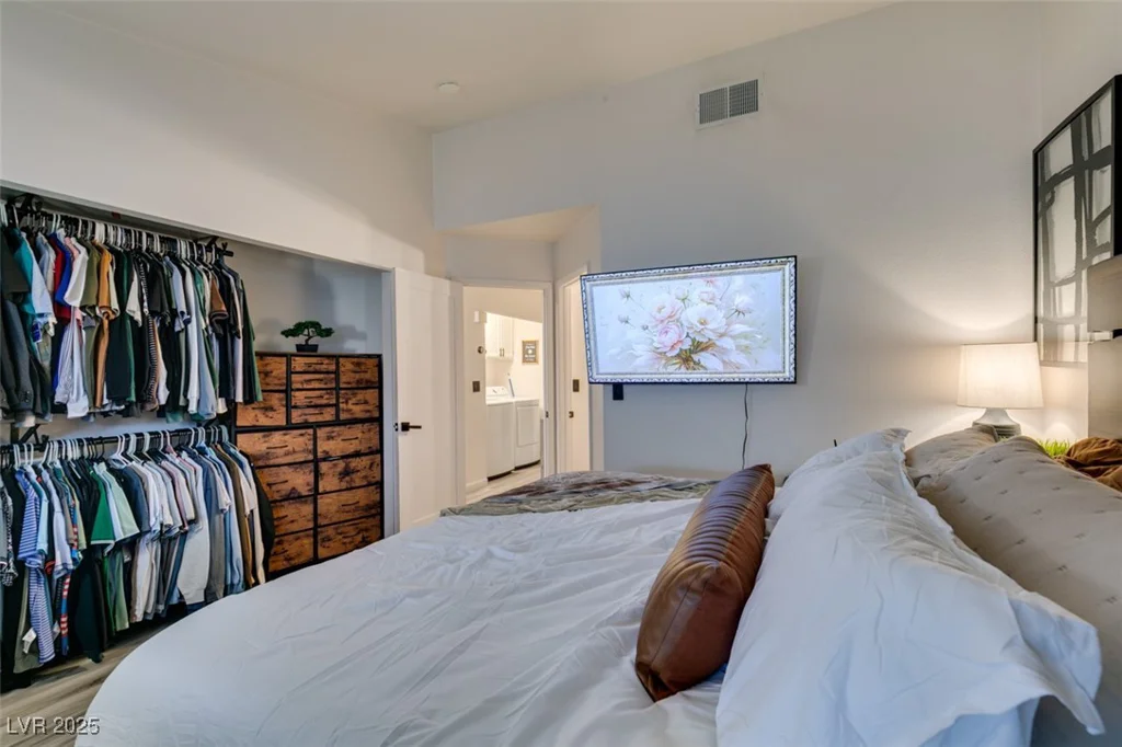 640 Thornewood, Las Vegas, NV 89123