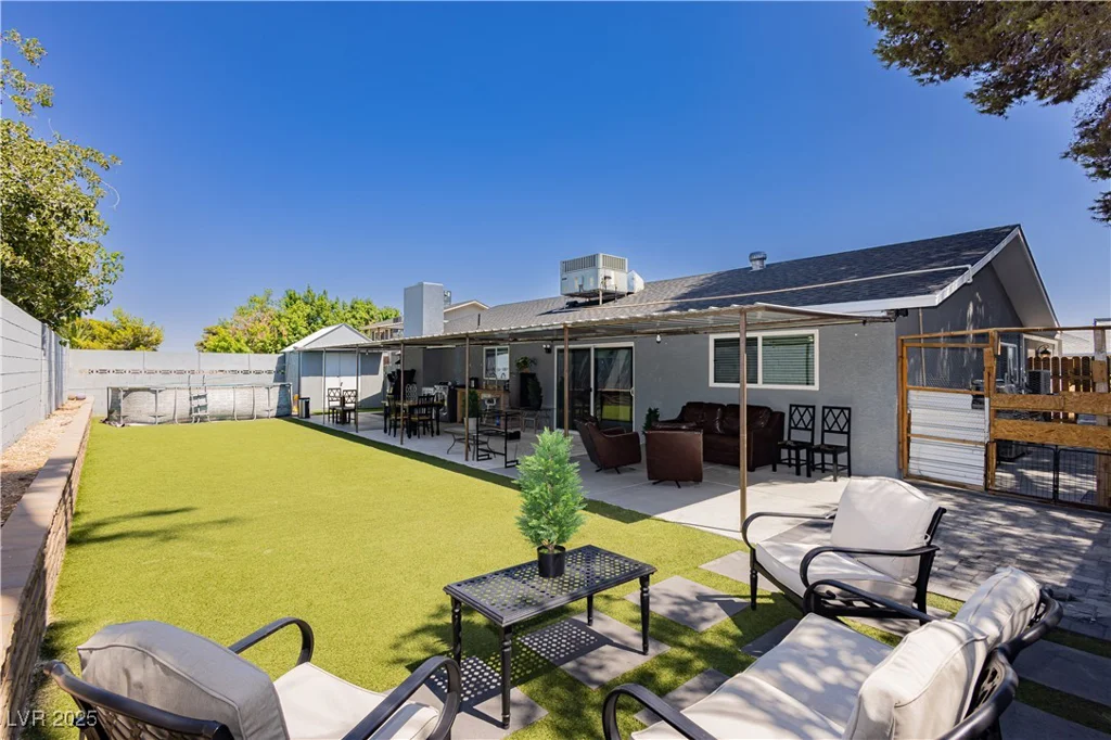 4492 Rita, Las Vegas, NV 89121