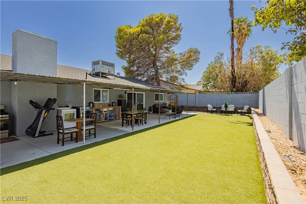 4492 Rita, Las Vegas, NV 89121