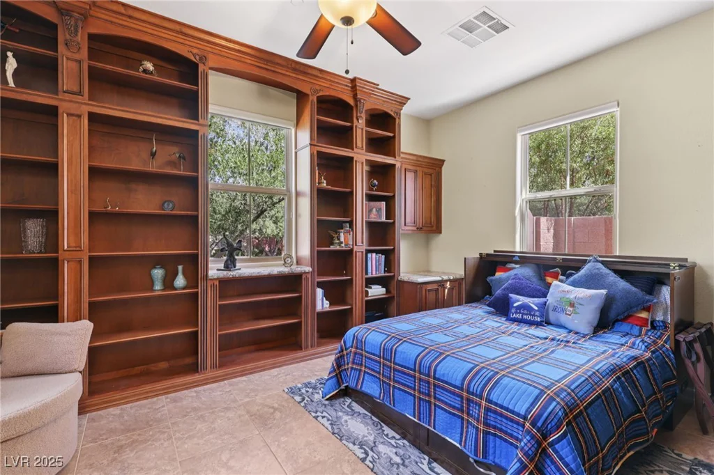14 Benevolo, Henderson, NV 89011