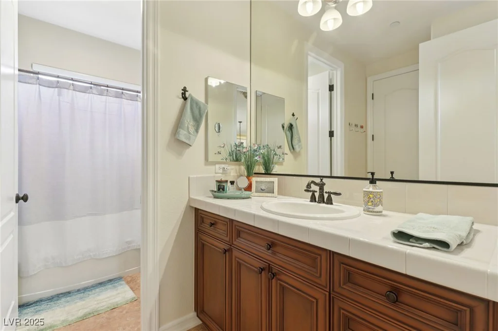 14 Benevolo, Henderson, NV 89011