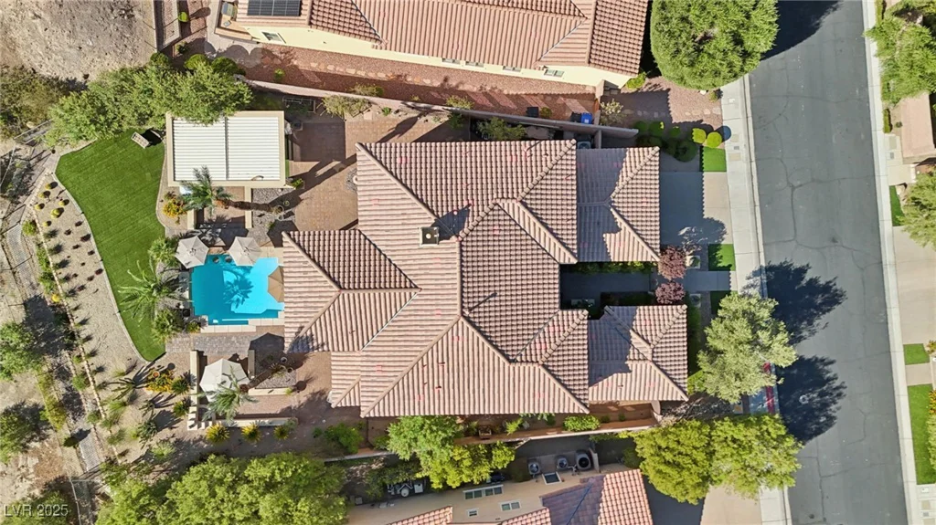 14 Benevolo, Henderson, NV 89011