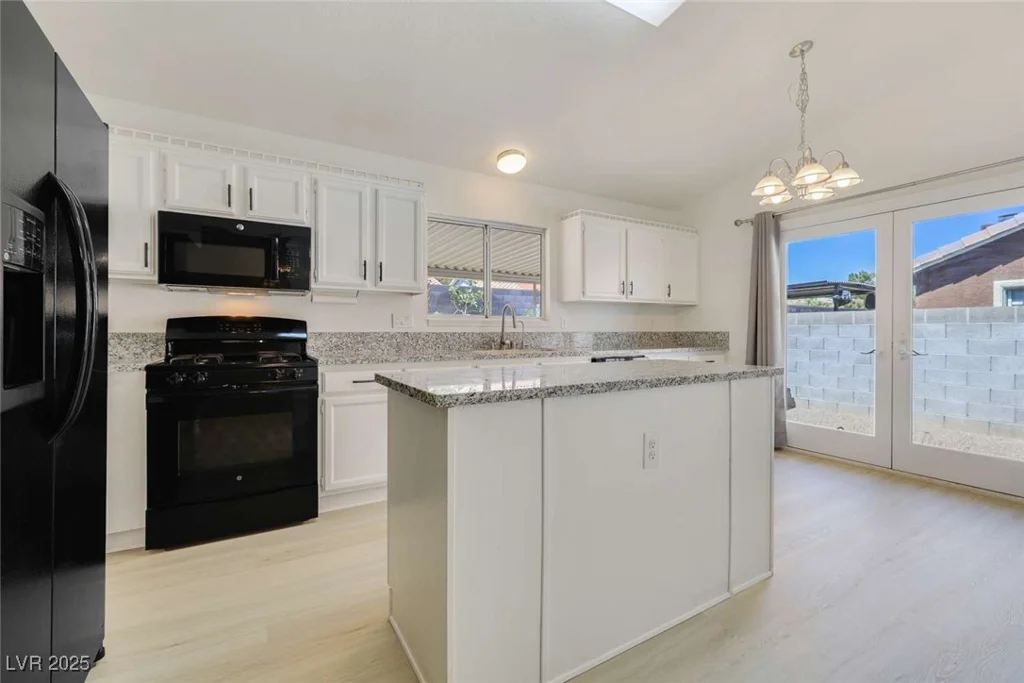 364 Dooley, Henderson, NV 89015