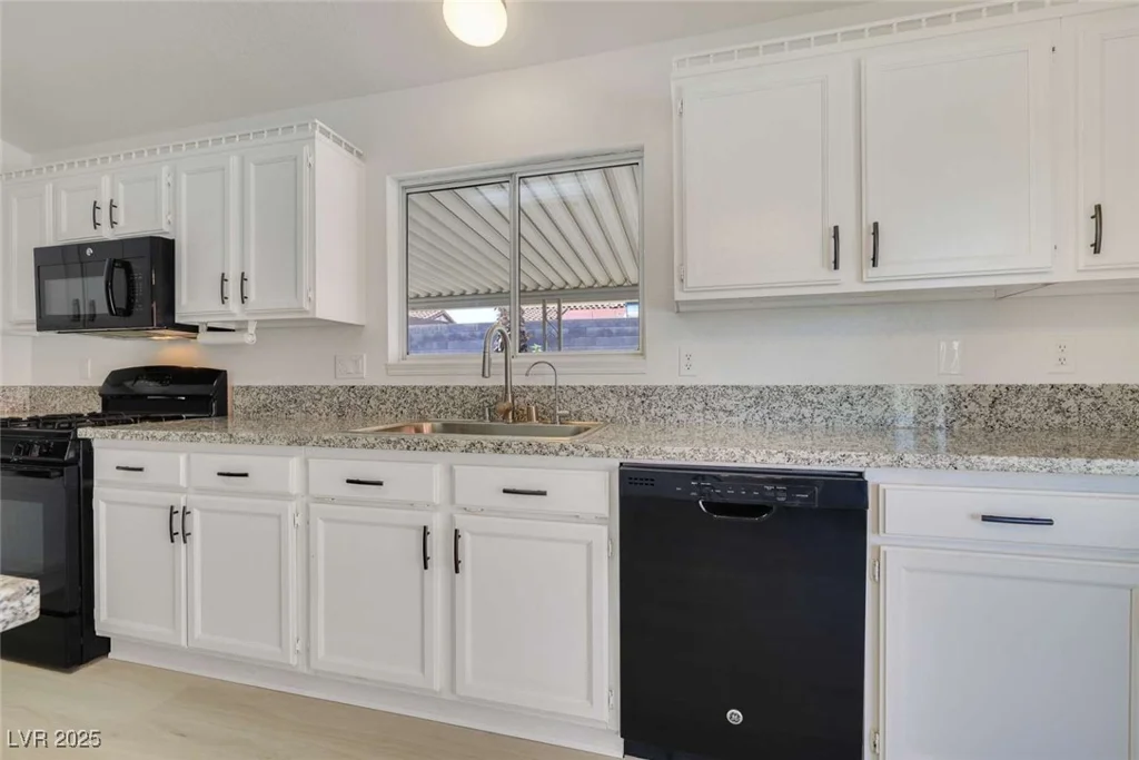 364 Dooley, Henderson, NV 89015