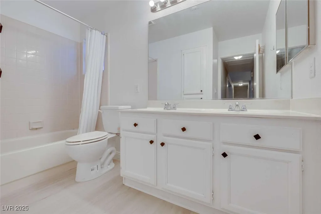 364 Dooley, Henderson, NV 89015