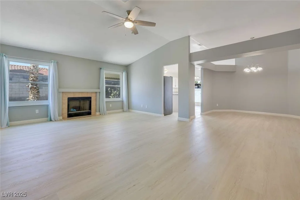 364 Dooley, Henderson, NV 89015