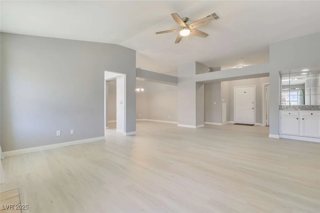364 Dooley, Henderson, NV 89015