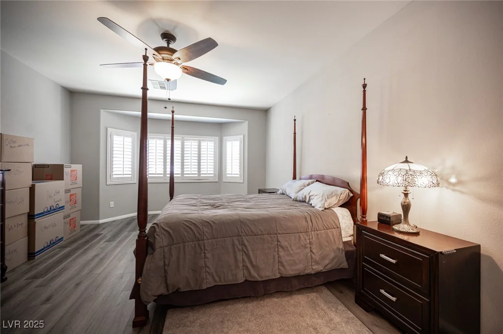 7252 Blowing Breeze, Las Vegas, NV 89179