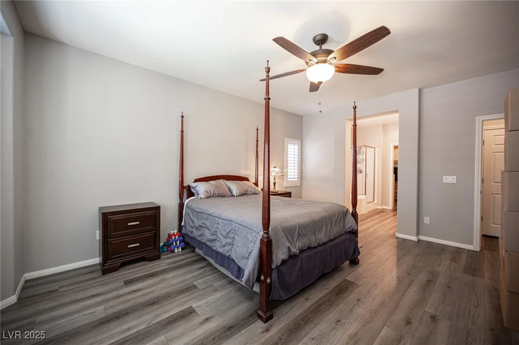 7252 Blowing Breeze, Las Vegas, NV 89179