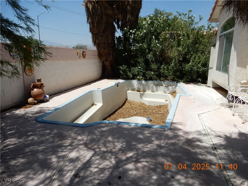 8151 Chambersberg, Las Vegas, NV 89147