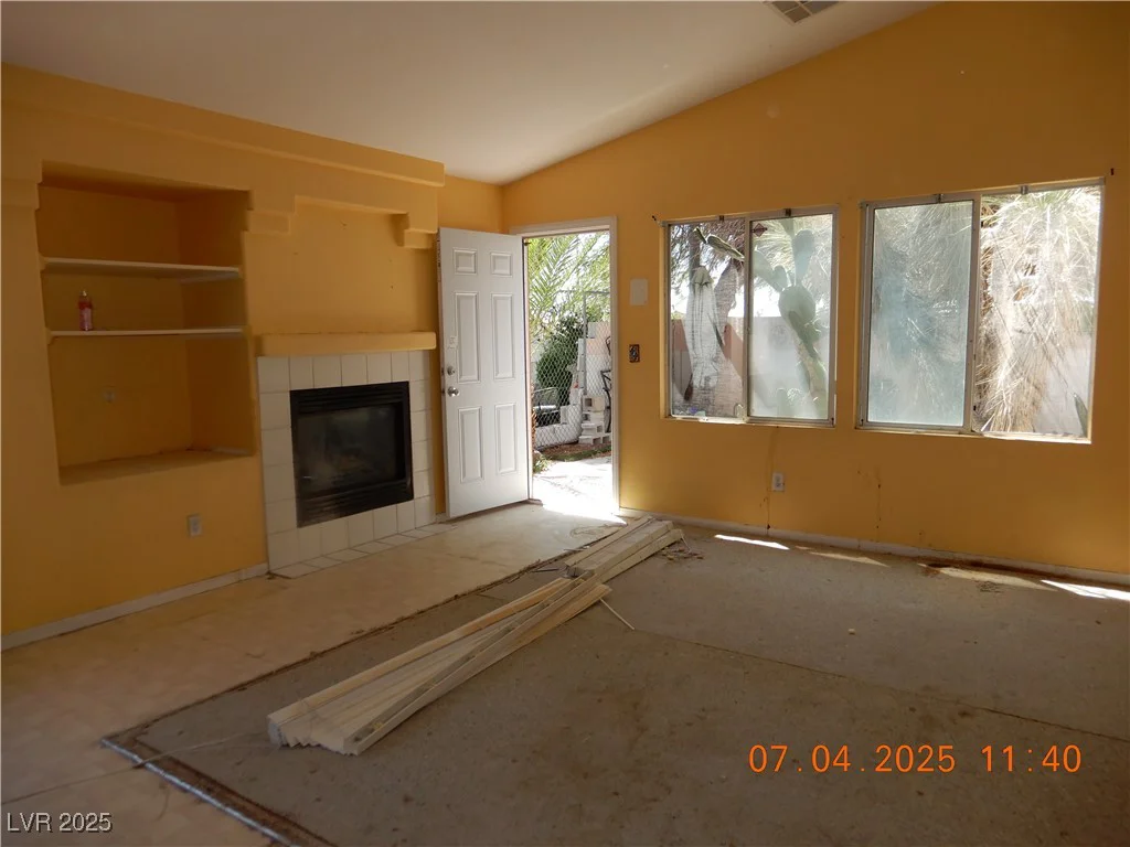 8151 Chambersberg, Las Vegas, NV 89147