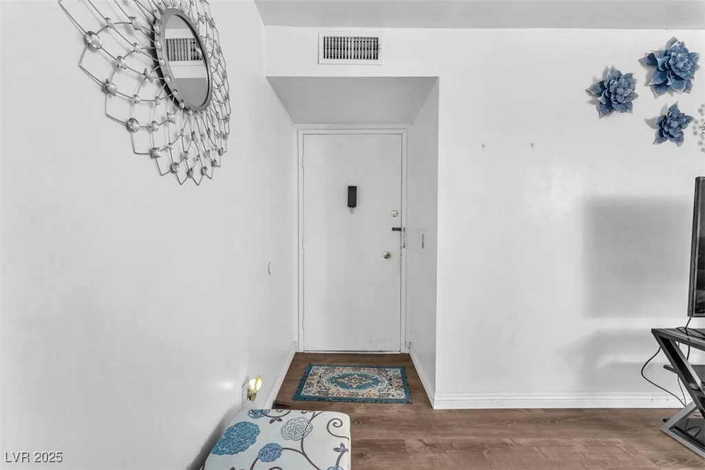 1405 Vegas Valley, Las Vegas, NV 89169