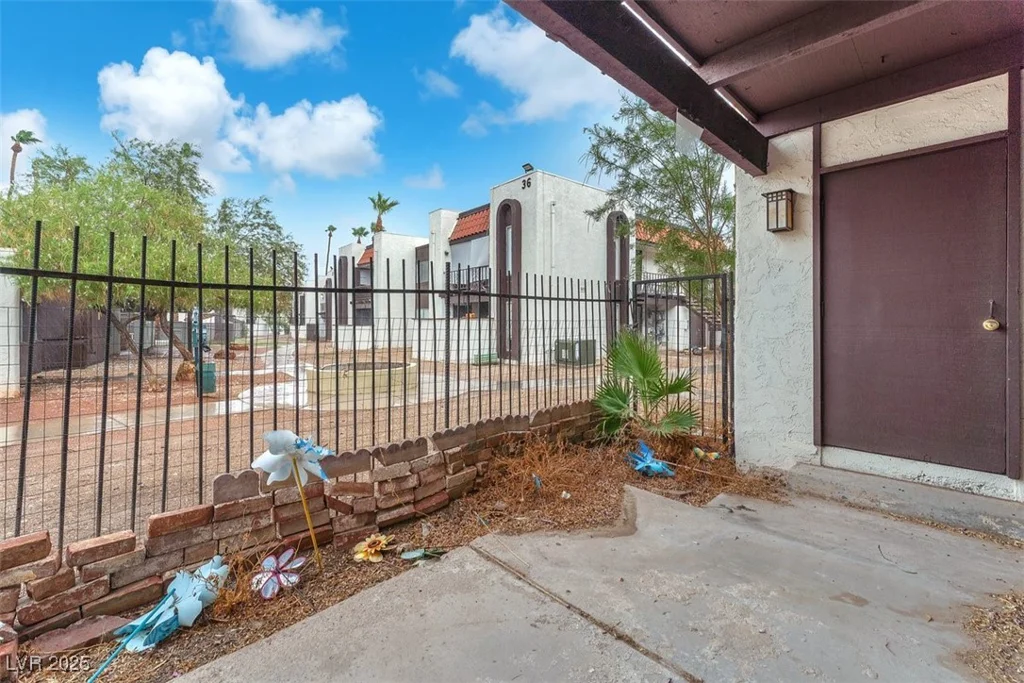 1405 Vegas Valley, Las Vegas, NV 89169