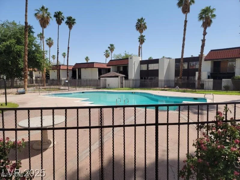 1405 Vegas Valley, Las Vegas, NV 89169