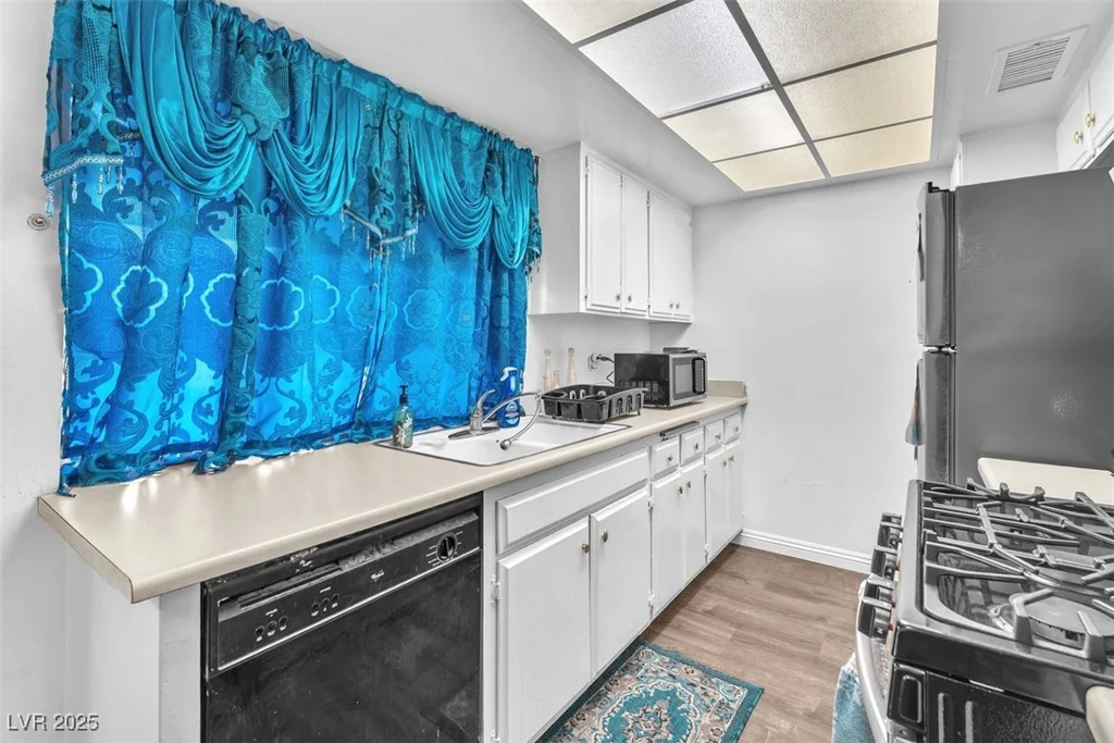 1405 Vegas Valley, Las Vegas, NV 89169