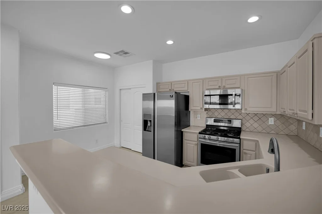 1154 Grass Pond, Henderson, NV 89002