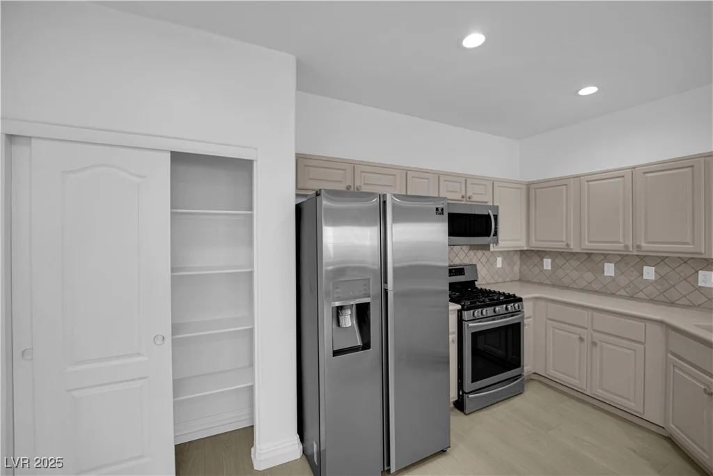 1154 Grass Pond, Henderson, NV 89002
