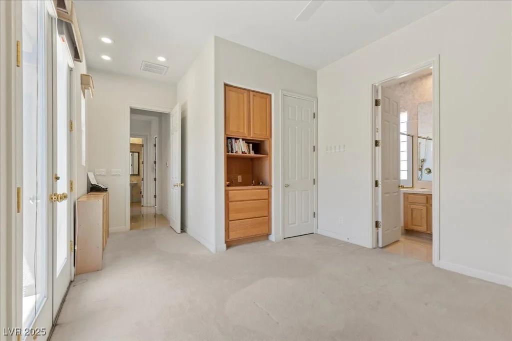 3048 Red Arrow, Las Vegas, NV 89135