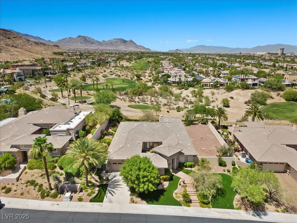 3048 Red Arrow, Las Vegas, NV 89135