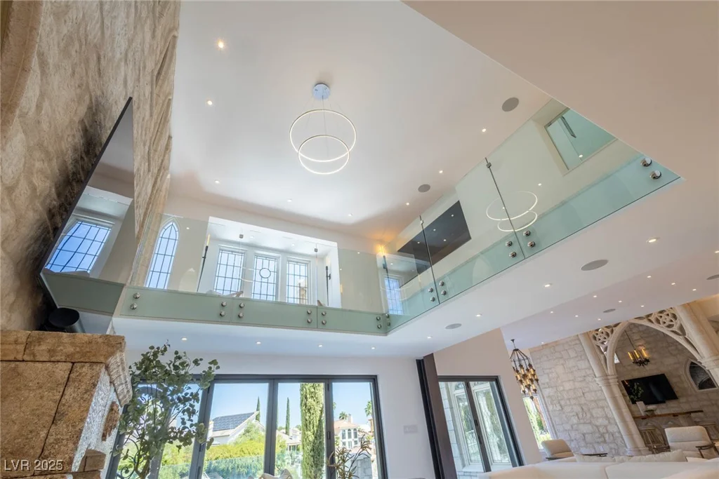 2928 Coast Line, Las Vegas, NV 89117