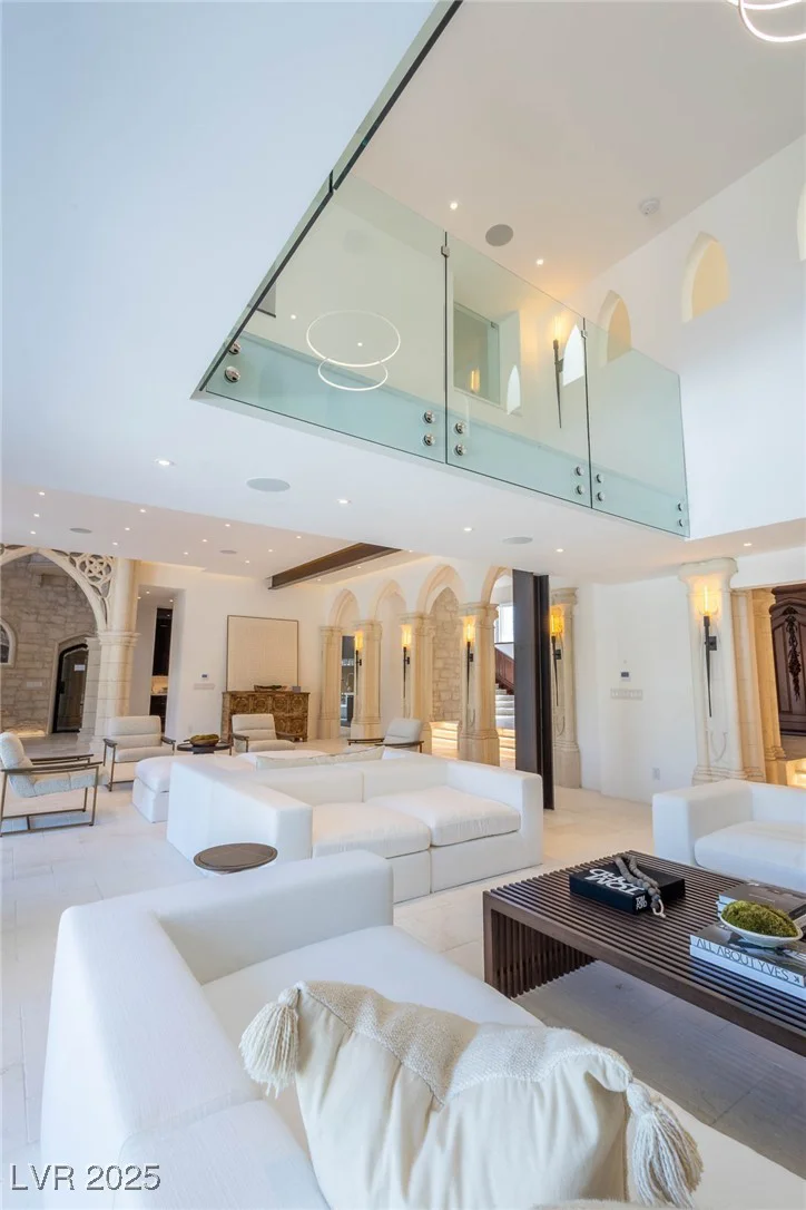 2928 Coast Line, Las Vegas, NV 89117
