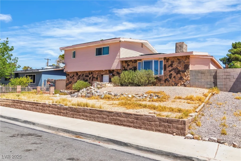 4654 Gabriel, Las Vegas, NV 89121