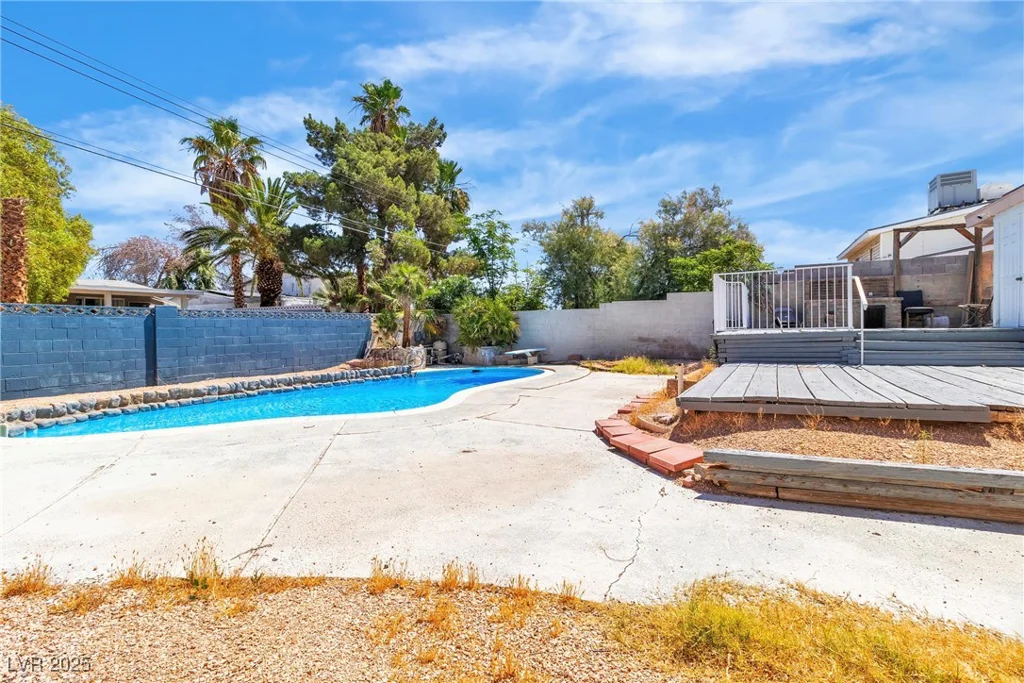 4654 Gabriel, Las Vegas, NV 89121