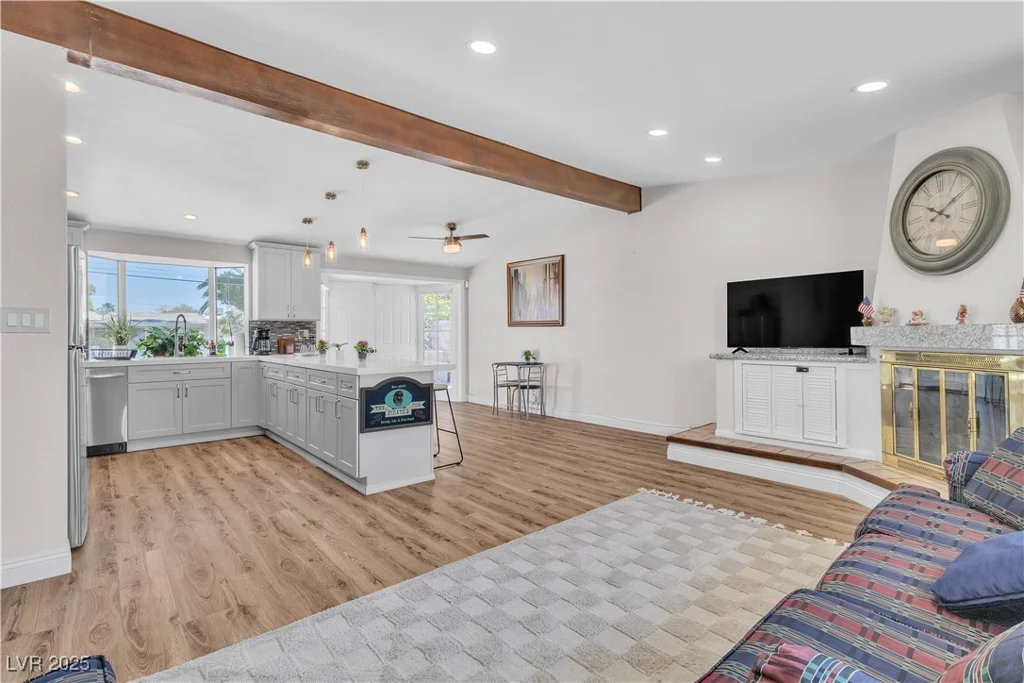 4654 Gabriel, Las Vegas, NV 89121