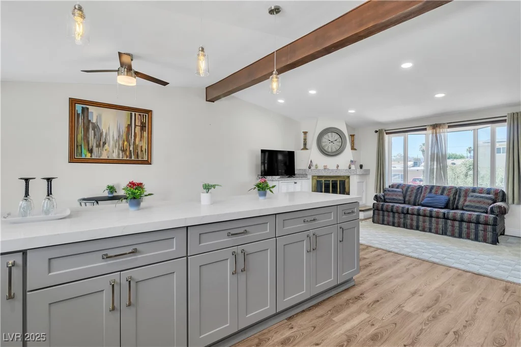 4654 Gabriel, Las Vegas, NV 89121